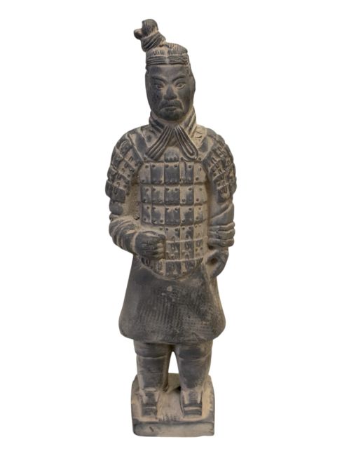 Estatua de guerrero de terracota negra de 22 cm