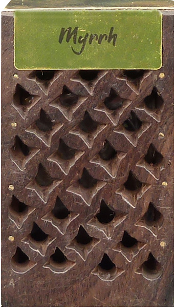 Caja de madera que contiene 5g de mirra X3