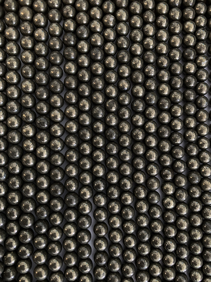 Perlas de Pirita A de 6mm en hilo de 40cm