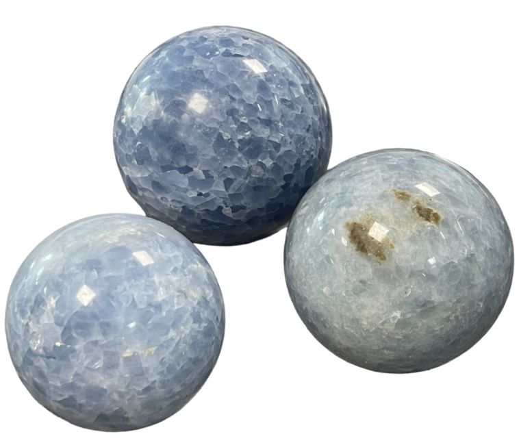 3 Esferas de Calcita Azul Pulida 1.372k