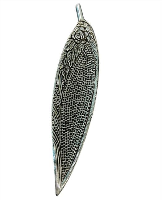 Porta incienso de metal blanco Hoja y Flor🍃 26x6cm