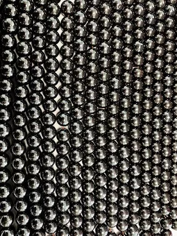 Hilo de Perlas Redondas de Hematita A 10 mm