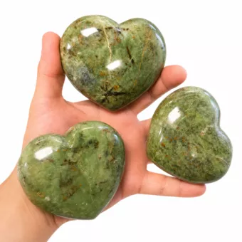 Juego de 3 corazones serpentinos pulidos, 1,044 kg