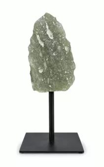 Aventurina Verde en Bruto sobre Soporte de Metal Negro 17-20 cm 500-700 g
