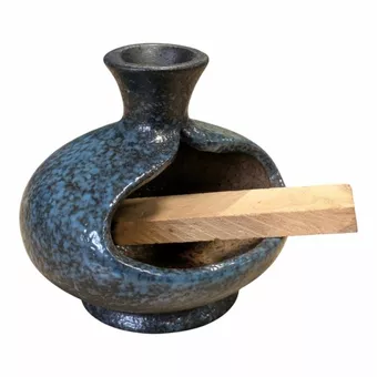 Quemador de cerámica azul oscuro para purificar el aire