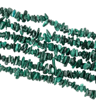 Chips de malaquita A de 5-8 mm en alambre de 80 cm