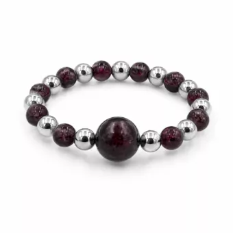 Anillo de plata con perlas y granate rojo