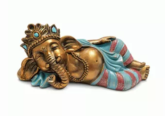 Estatua de Ganesh Acostado Azul Turquesa y Dorado en Resina 31 cm