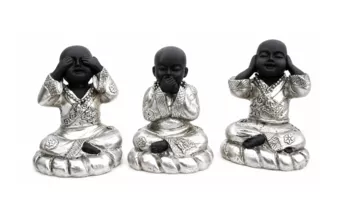 Set de 3 Figuras de Monjes Sabios en Resina Negra y Plateada 8cm