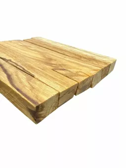 Palo santo A+ premium 1 kg en palitos de corte igual