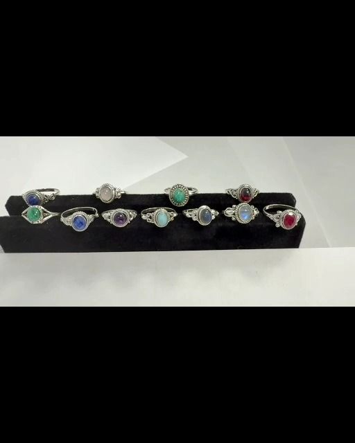 Anillo de plata 925 con zafiro azul facetado AA T54