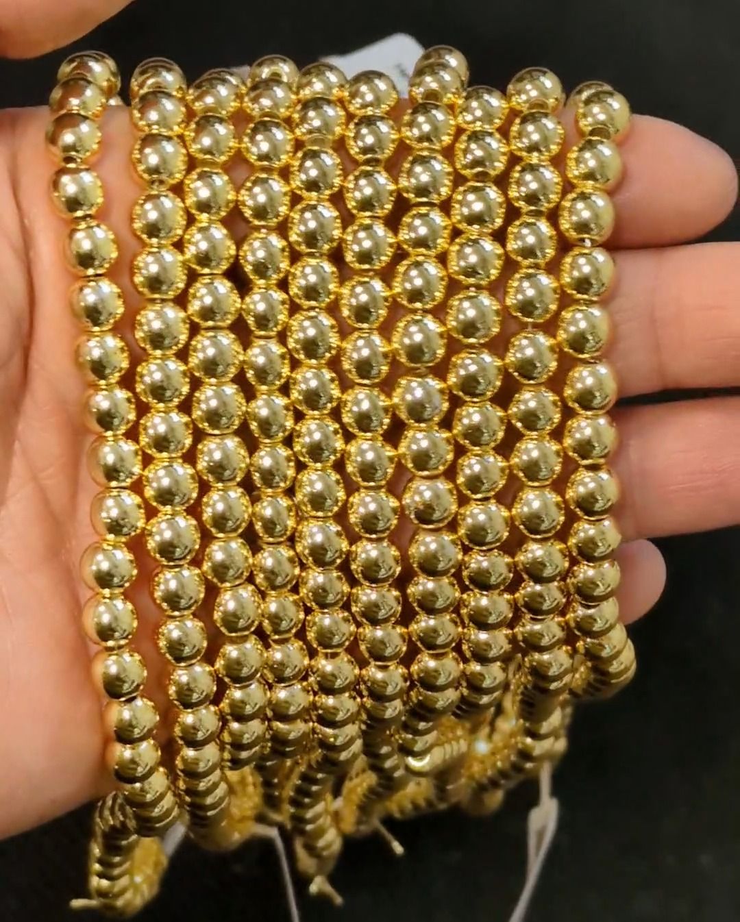 Cuentas de Hematita Gold A de 6mm en hilo de 40cm.