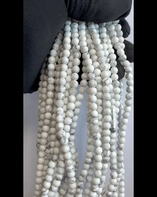 Perlas de Howlita A de 6mm en hilo de 40cm