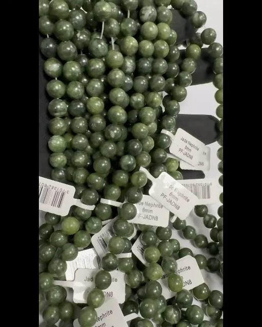 Perlas de Jade Nephrite de 8mm en hilo de 40cm