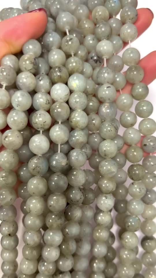 Perlas de labradorita de 10mm en hilo de 40cm.