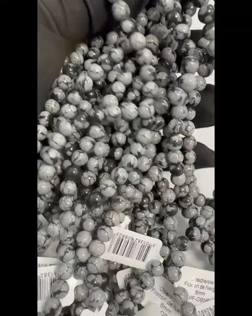 Perlas de Obsidiana copo de nieve de 6mm en hilo de 40cm