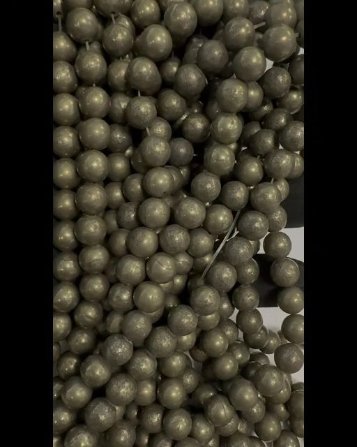 Perlas de Pirita A de 8mm en hilo de 40cm