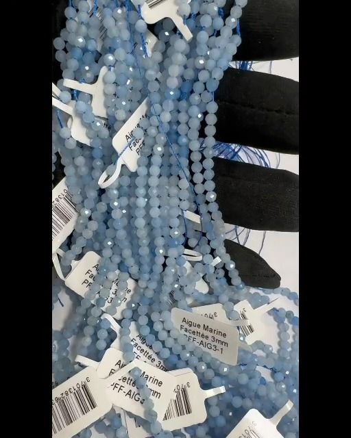 Cuentas A de aguamarina facetadas de 3mm en hilo de 40 cm